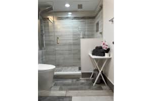 901 SW 128th Terrace APT 401A, Pembroke Pines, FL 33027, Sold 11/14/24