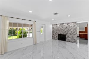 5833 SW 38th St, Miami, FL 33155, Sold 01/21/25