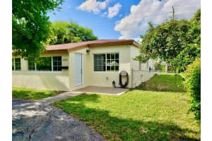 1423 NE 175th St, North Miami Beach, FL 33162, Sold 06/17/25