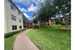 251 Sw 134th Way 302m, Pembroke Pines