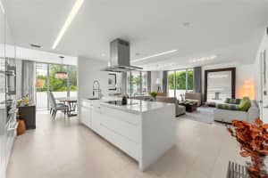 1445 16th St APT 303, Miami Beach, FL 33139, Sold 03/28/25