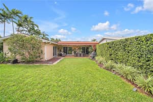 8535 SW 80th Pl, Miami, FL 33143, Sold 06/10/25