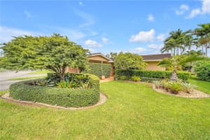 8535 SW 80th Pl, Miami, FL 33143, Sold 06/10/25