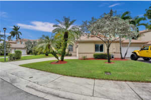 5150 Madison Lakes Cir W, Davie, FL 33328, Sold 11/16/24