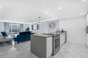 3800 S Ocean Dr APT 410, Hollywood, FL 33019, - MLS#A11668482