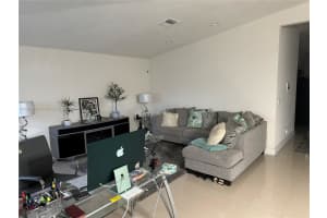 2770 NW 18th Terrace, Oakland Park, FL 33311, Sold 12/01/24