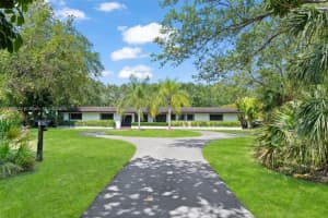 10840 SW 67th Ave, Miami, FL 33156, Sold 11/20/24