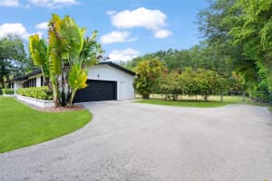 10840 SW 67th Ave, Miami, FL 33156, Sold 11/20/24