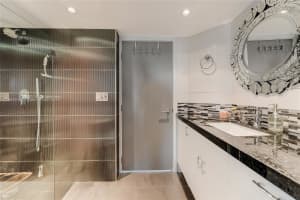 555 NE 15th St APT 16A, Miami, FL 33132, Sold 11/15/24