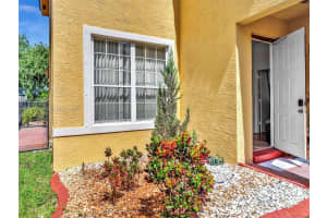15755 SW 20th St, Miramar, FL 33027, Sold 04/07/25