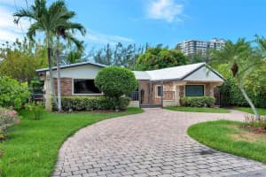 2720 SE 14th St, Pompano Beach, FL 33062, Sold 02/14/25