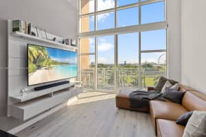 253 NE 2nd St, Miami, FL 33132, Sold 01/08/25