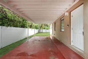 1520 NE 117th St, Miami, FL 33161, Sold 12/06/24