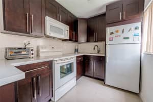 259 E 4th Ave APT 1, Hialeah, FL 33010, Sold 02/28/25