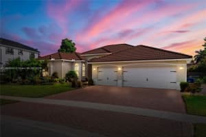 3915 Sw 185th Ter, Miramar