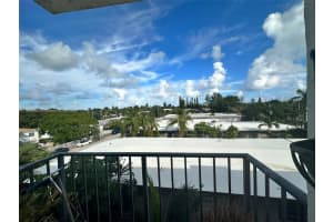 1960 Marseille Dr, Miami Beach, FL 33141, Sold 05/05/25