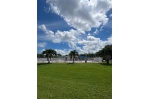 423 NE 210th Cir Terrace Apt 104-25, Miami, FL 33179, - MLS#A11669127