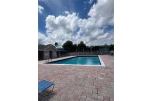 423 NE 210th Cir Terrace Apt 104-25, Miami, FL 33179, - MLS#A11669127