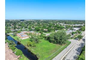 27th Riverside Dr Coral Springs, FL 33065 - MLS#A11669138