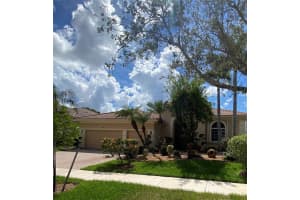 19240 SW 62nd St, Fort Lauderdale, FL 33332, Sold 01/14/25