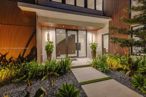 5855 SW 35th St, Miami, FL 33155, Sold 01/15/25