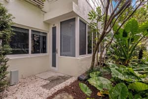 1000 SE 4th St APT 103, Fort Lauderdale, FL 33301, Sold 01/17/25