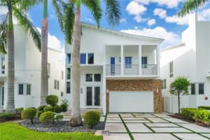 8280 NW 34th St, Doral, FL 33122, Sold 02/14/25