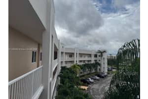 10133 NW 24th Pl APT 210, Sunrise, FL 33322, Sold 04/28/25