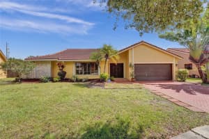 706 NW 102nd Way, Plantation, FL 33324, Sold 11/08/24