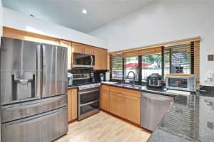 706 NW 102nd Way, Plantation, FL 33324, Sold 11/08/24