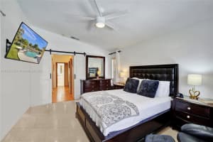 706 NW 102nd Way, Plantation, FL 33324, Sold 11/08/24