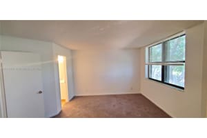 215 Lake Pointe Dr APT 210, Oakland Park, FL 33309, - MLS#A11669381