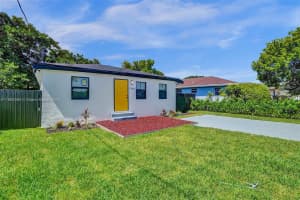 5749 SW 21st St, West Park, FL 33023, Sold 12/06/24
