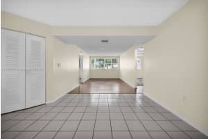 6175 NW 186th St APT 104, Hialeah, FL 33015, Sold 12/13/24