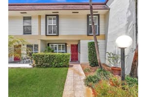 2750 N 34th Ave #9F, Hollywood, FL 33021, Sold 12/10/24