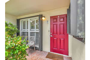 2750 N 34th Ave #9F, Hollywood, FL 33021, Sold 12/10/24