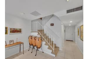 2750 N 34th Ave #9F, Hollywood, FL 33021, Sold 12/10/24