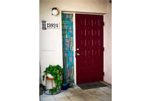 13924 SW 93rd Ln, Miami, FL 33186, Sold 12/27/24