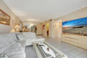 3113 S Ocean Dr APT 402, Hallandale Beach, FL 33009, - MLS#A11669510