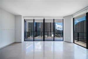 68 SE 6th St #1501, Miami, FL 33131, Sold 02/10/25