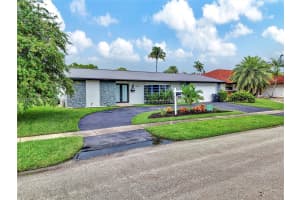 3950 N 37th Ave, Hollywood, FL 33021, Sold 02/19/25