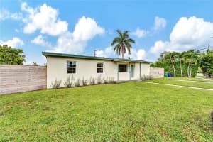 11250 SW 46th St, Miami, FL 33165, Sold 04/04/25