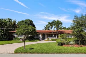 13840 SW 79th Ct, Palmetto Bay, FL 33158, Sold 12/23/24