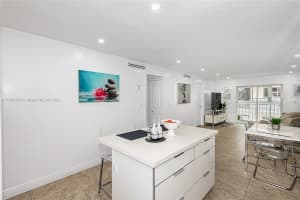 6175 W 20th Ave APT 214, Hialeah, FL 33012, Sold 12/02/24