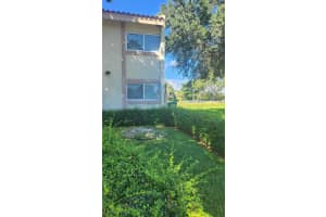 14249 Kendale Lakes Cir, Miami, FL 33183, Sold 10/03/25