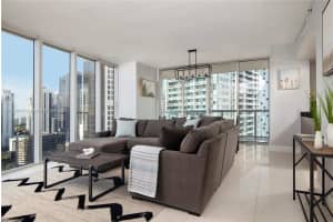 485 Brickell Ave APT 3208, Miami, FL 33131, Sold 12/17/24