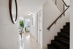 41 SE 5th St APT 2107, Miami, FL 33131, Sold 05/14/25
