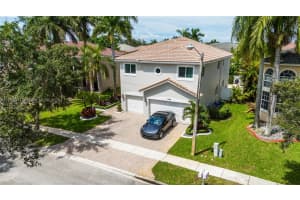 16355 SW 16th St, Pembroke Pines, FL 33027, Sold 12/06/24