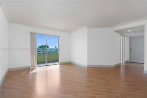 10785 SW 108th Ave APT 308, Miami, FL 33176, Sold 12/13/24