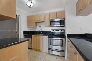 10785 SW 108th Ave APT 308, Miami, FL 33176, Sold 12/13/24